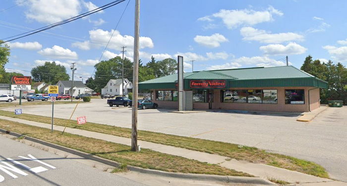 Family Video - Bay City - 1201 Salzburg Rd